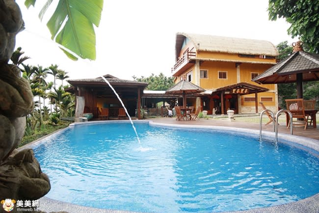 峇里峇里民宿-南洋風游泳池