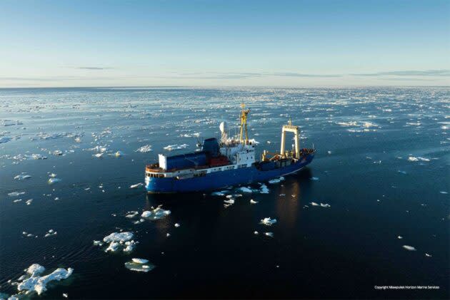 OceanGate provides a guided video tour of the Titanic