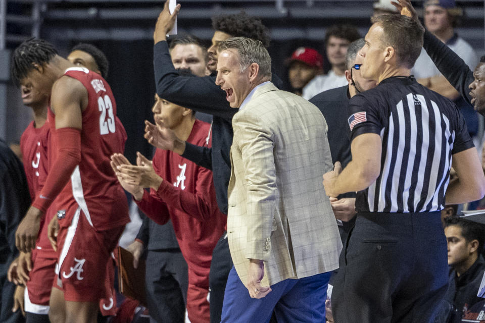Alabama head coach Nate Oats yells to his players during the first half of an NCAA college basketball game against South Alabama, Tuesday, Nov. 15, 2022, in Mobile, Ala. (AP Photo/Vasha Hunt)