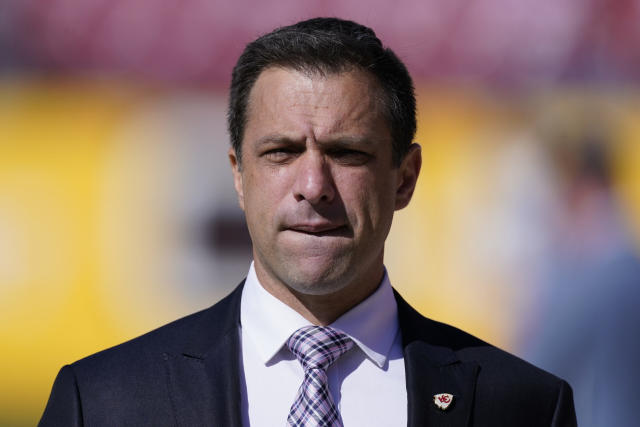 Chiefs owner told GM not to trade 2023 first-round pick