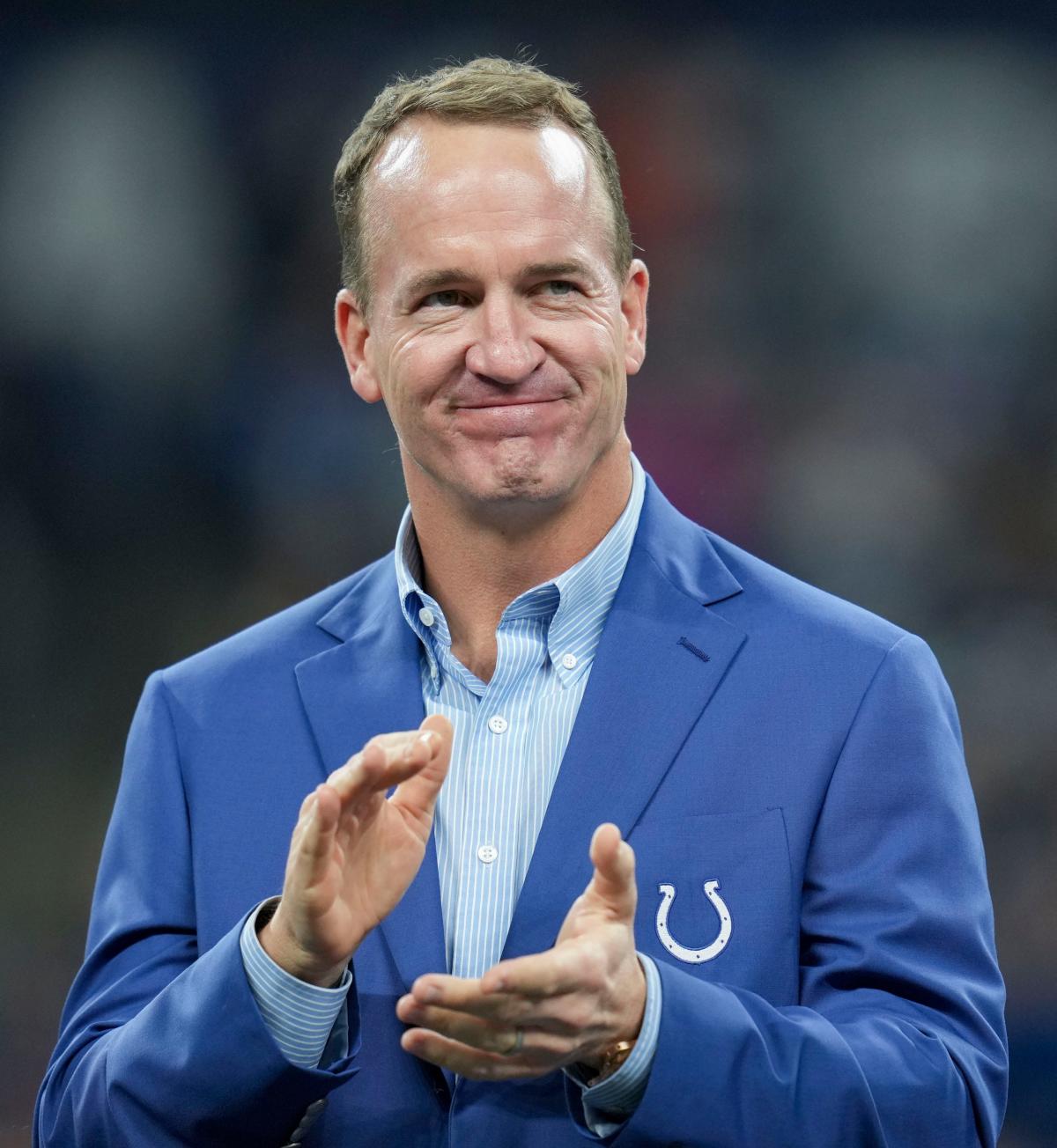 Peyton Manning enters Indianapolis Colts' Ring of Honor 