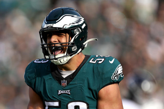 Why did Brett Kern sign with the Eagles?