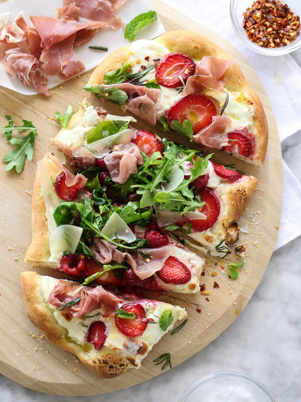 <strong>Get the <a href="http://www.foodiecrush.com/2014/04/berry-with-arugula-and-prosciutto-pizza/" target="_blank">Berry With Arugula and Prosciutto Pizza recipe</a> from Foodie Crush</strong>