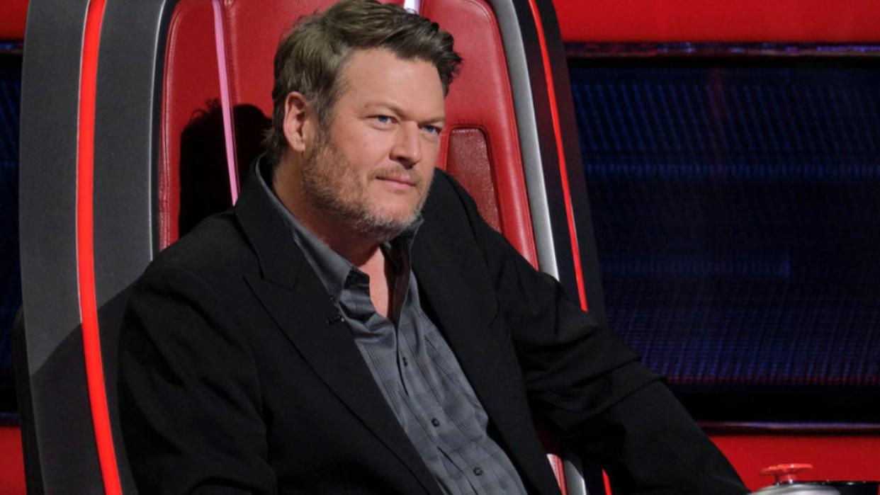  Blake Shelton on The Voice. 