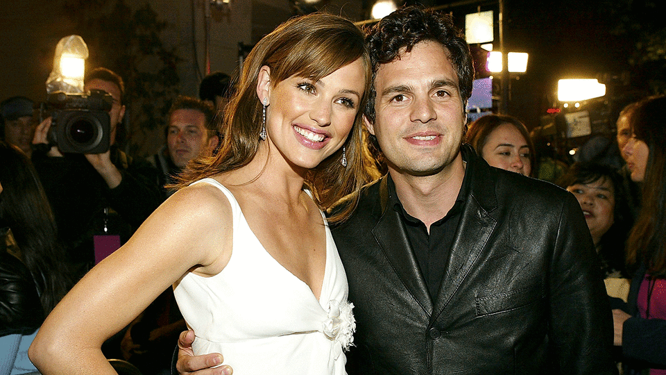 Jennifer Garner and Mark Ruffalo at premiere of "13 Going on 30"