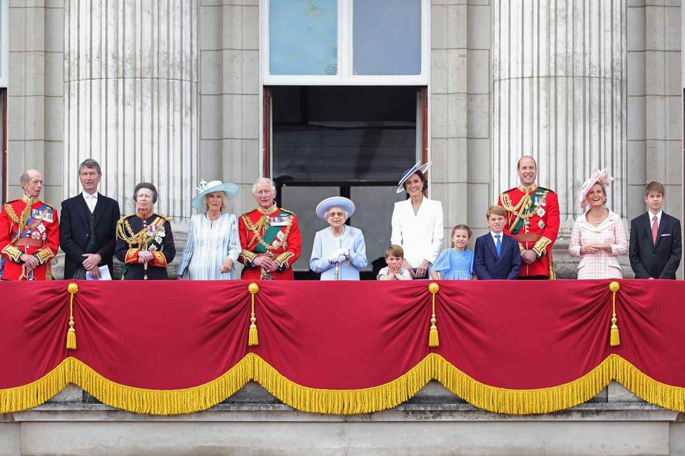 2022: The Royal Family Waves from the Balcony at Buckingham Palace