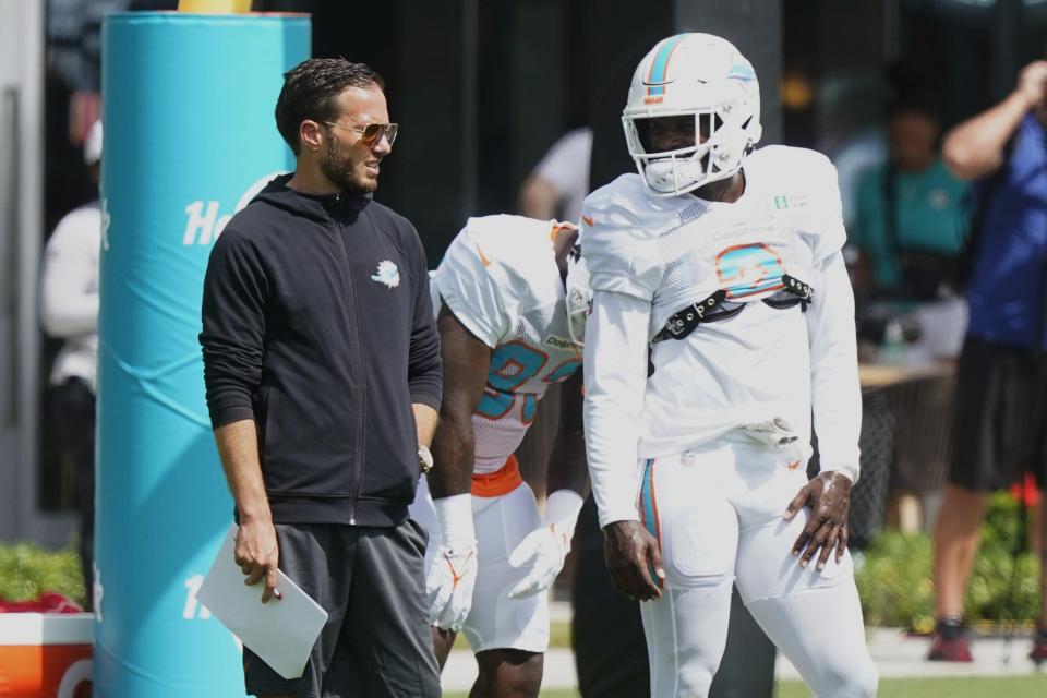 Running back Chase Edmonds says he joined the Dolphins specifically to play in coach Mike McDaniel's offensive system.