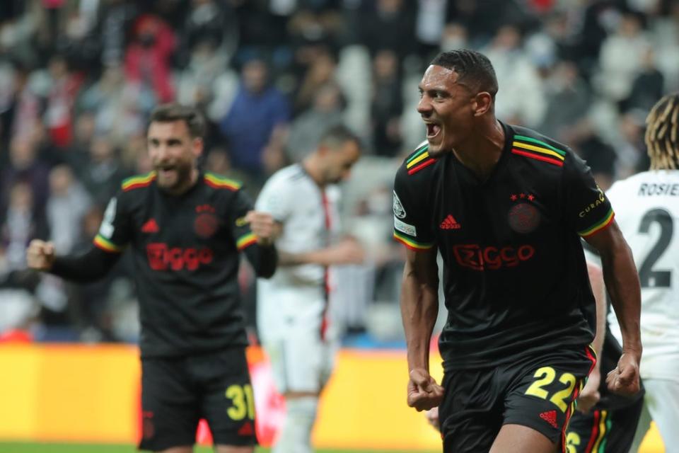 Sebastien Haller celebrates the winner (AP) (AP)