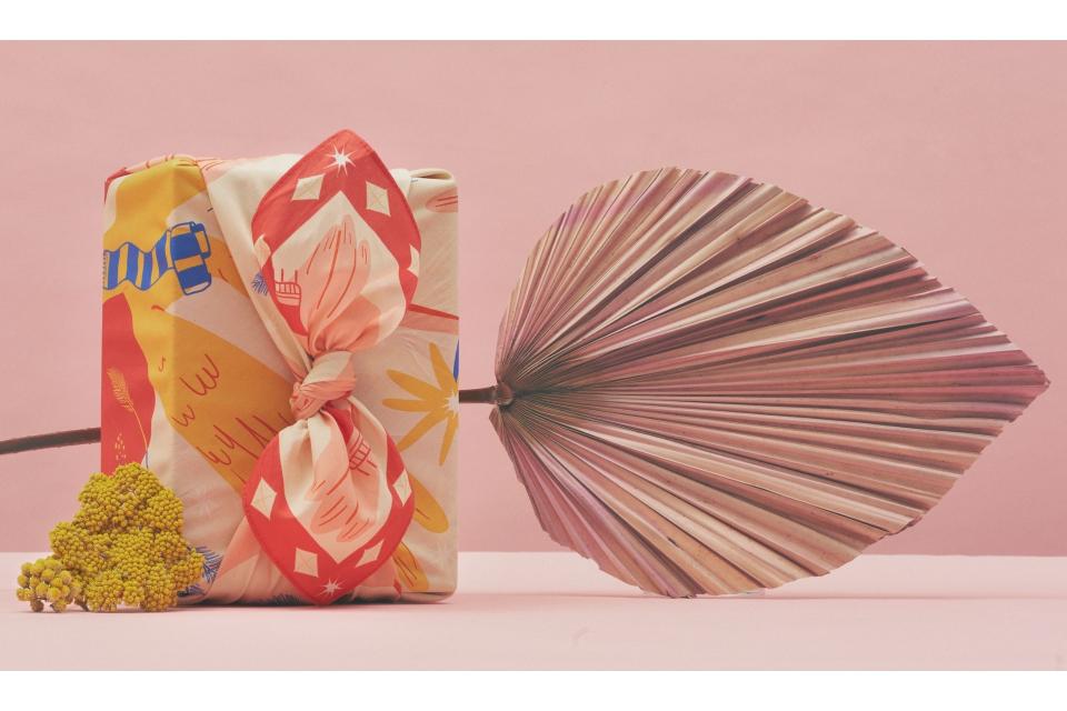 No-waste Furoshiki Gift Wrap by Wrappr