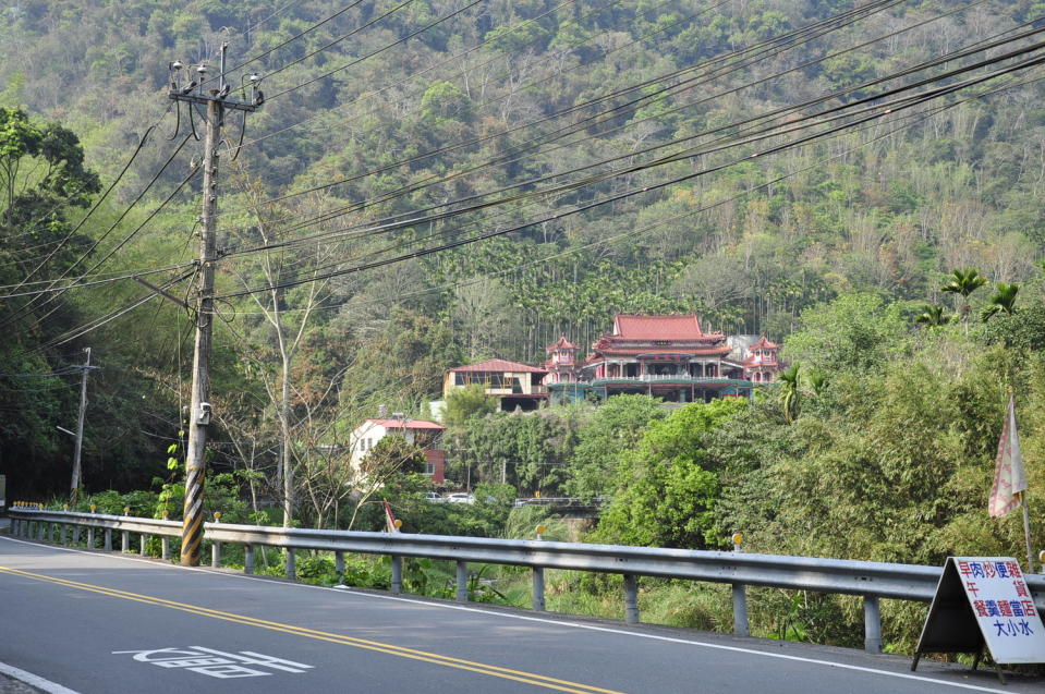 德龍宮建廟至今140餘年，是南投歷史最悠久的義民廟，在客家人墾拓歷史上扮演著重要角色。 　圖：蕭沛涵／攝