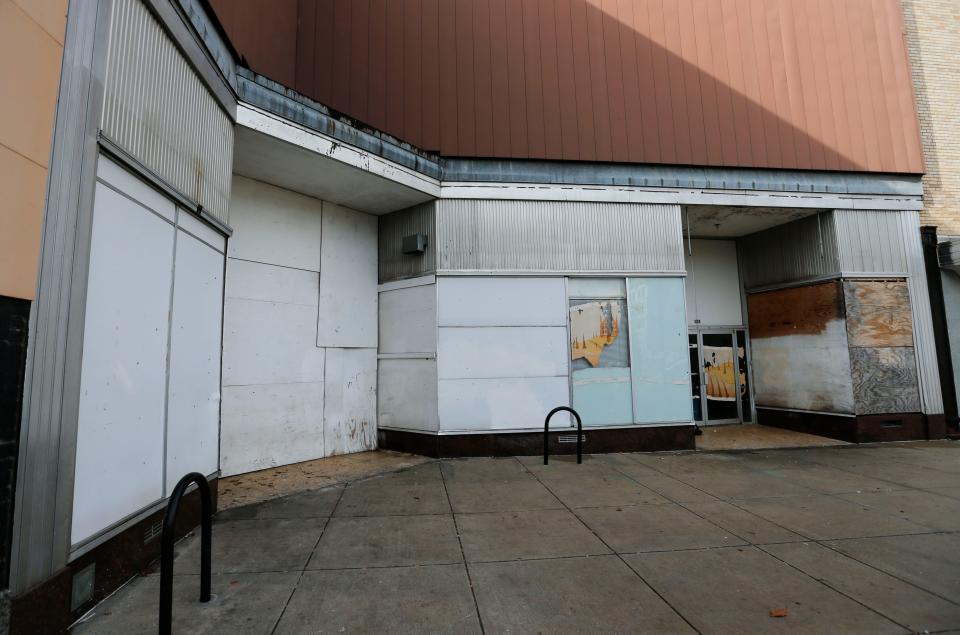 The Newberry Building on the southwest corner of the Park Central Square has long remained vacant and often attracts loiterers and unhoused people in front of it.