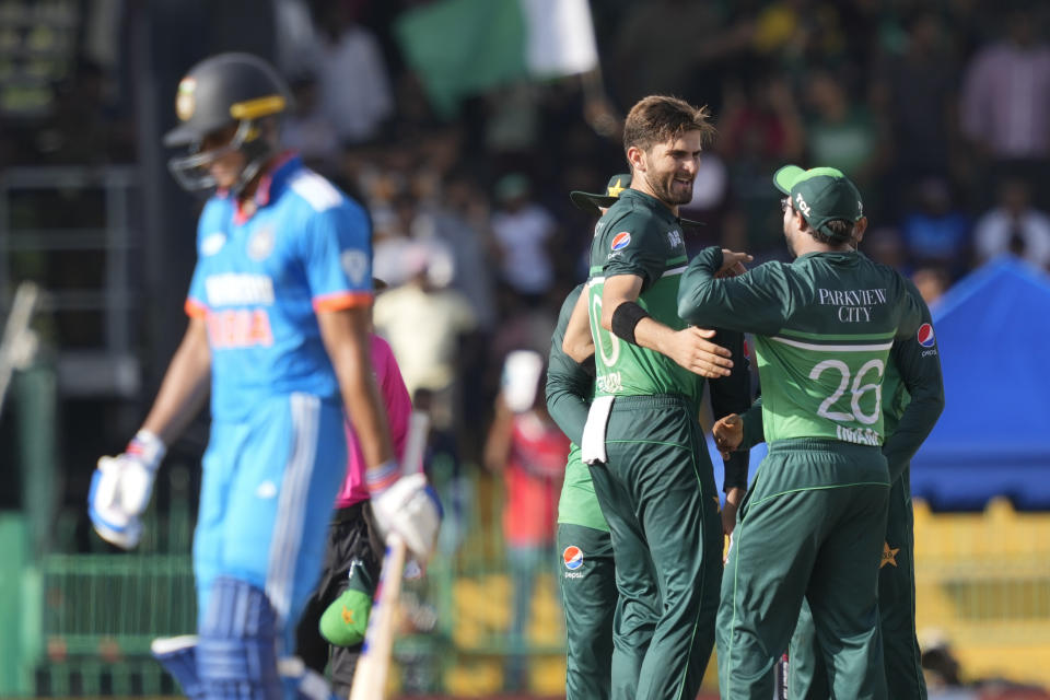 Pakistan's Shaheen Shah Afridi celebrates taking the wicket of India's Shubman Gill during the Asia Cup cricket match between India and Pakistan in Colombo, Sri Lanka, Sunday, Sept.10, 2023. (AP Photo/Eranga Jayawardena)