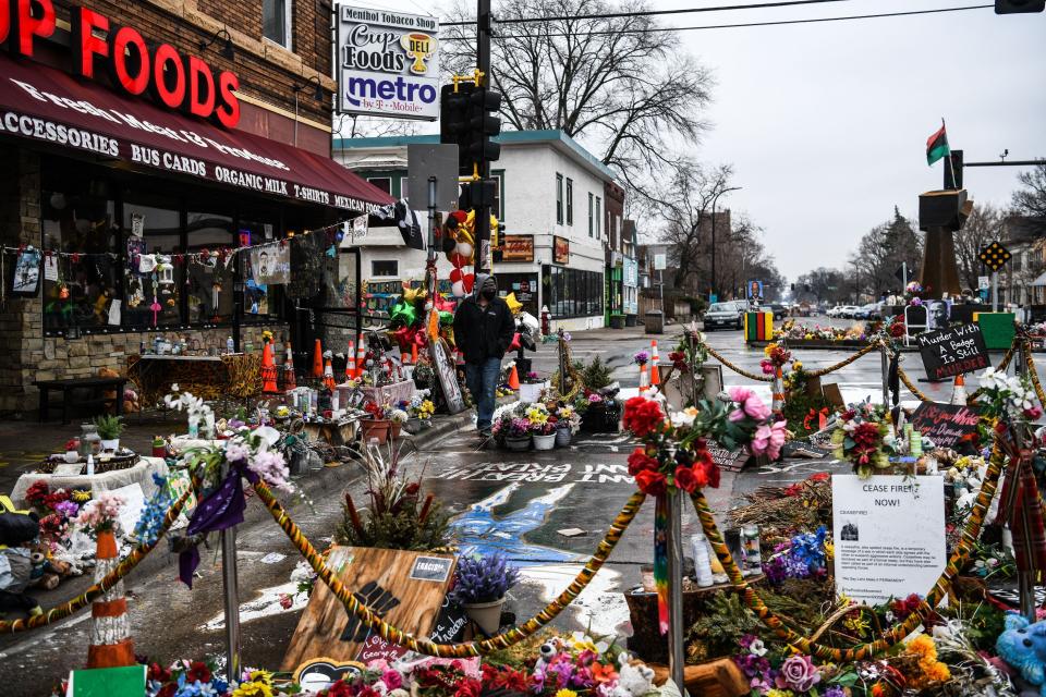 A makeshift memorial to George Floyd in Minneapolis before the 2021 trial of Derek Chauvin, who was convicted of killing him.