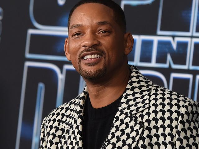 Will Smith recalls running home butt naked in the snow one night after being caught having sex by his friends image