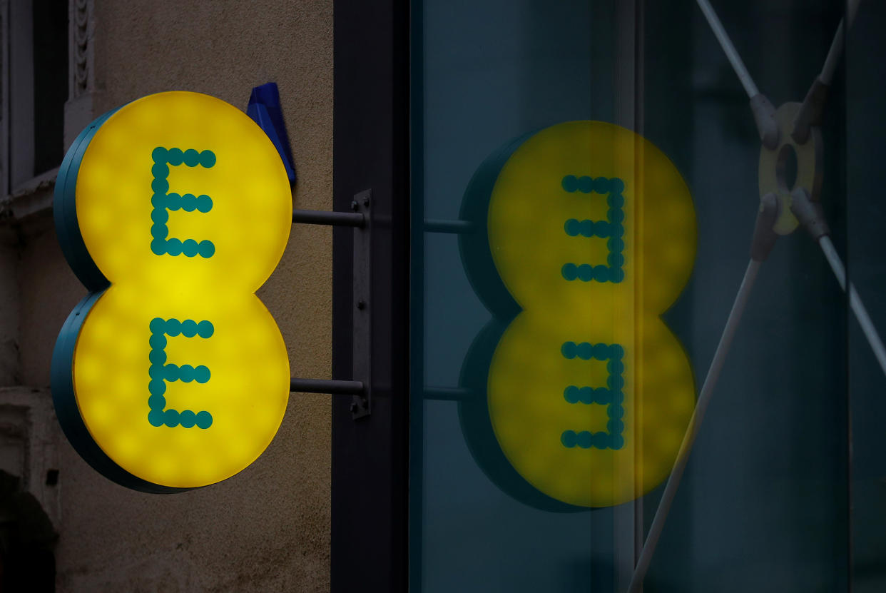 EE has decided to charge a flat roaming fee of £2 a day. Photo: Phil Noble/Reuters