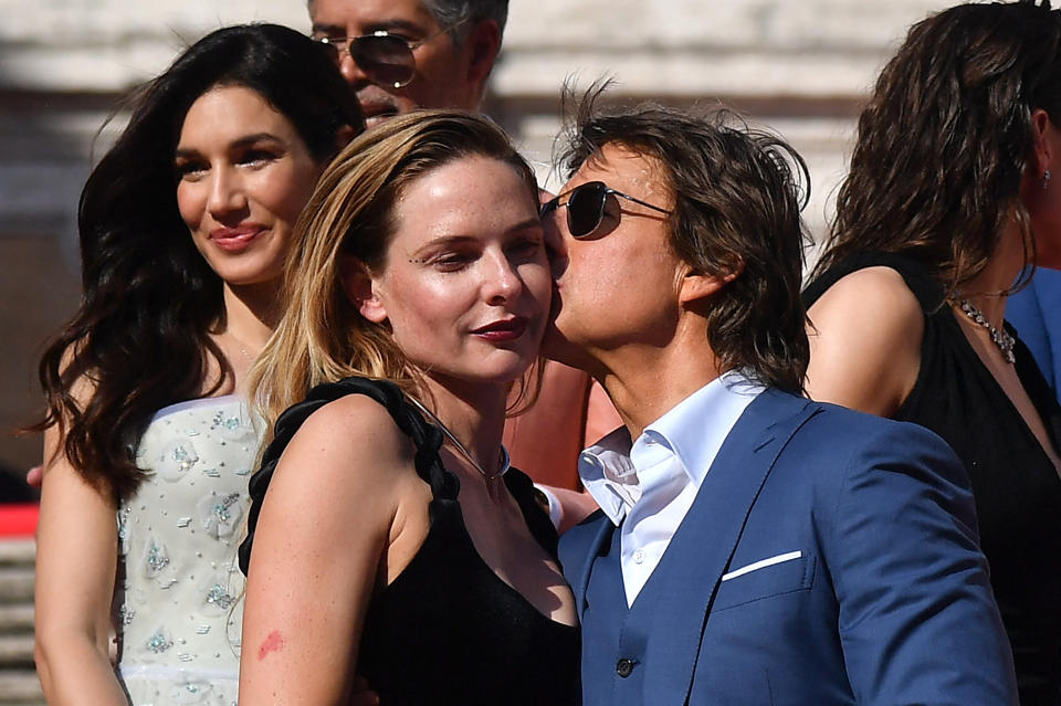 Rebecca Ferguson descarta a Tom Cruise y Hugh Jackman al exponer una anécdota de su carrera que deja a un intérpete en mal lugar. (Foto de Tiziana Fabi/AFP via Getty Images)