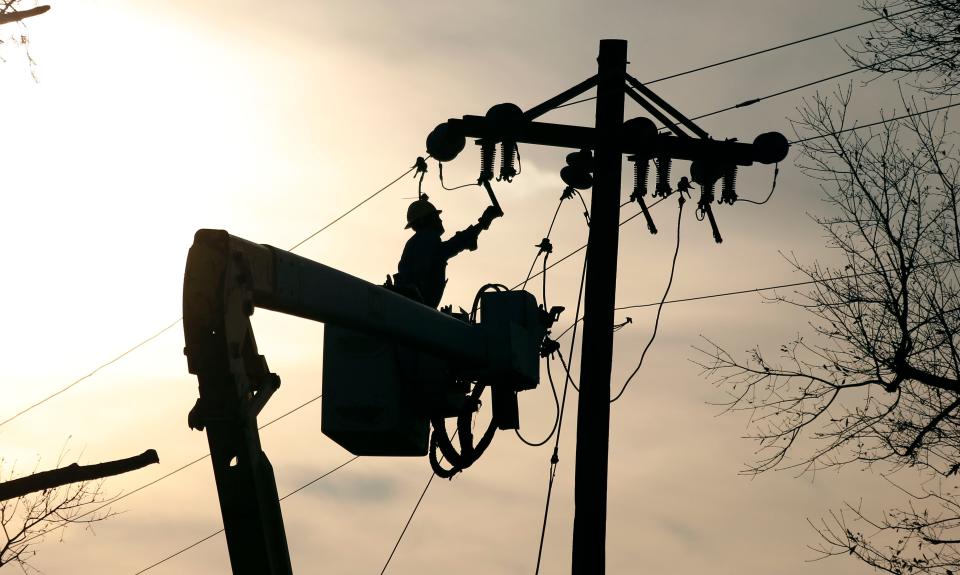 Telephone pole repair