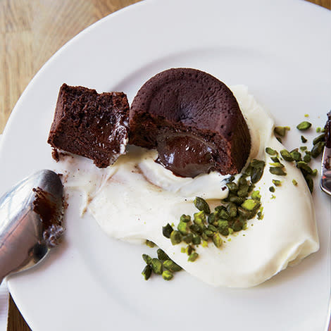 Hot Chocolate Pudding Cakes