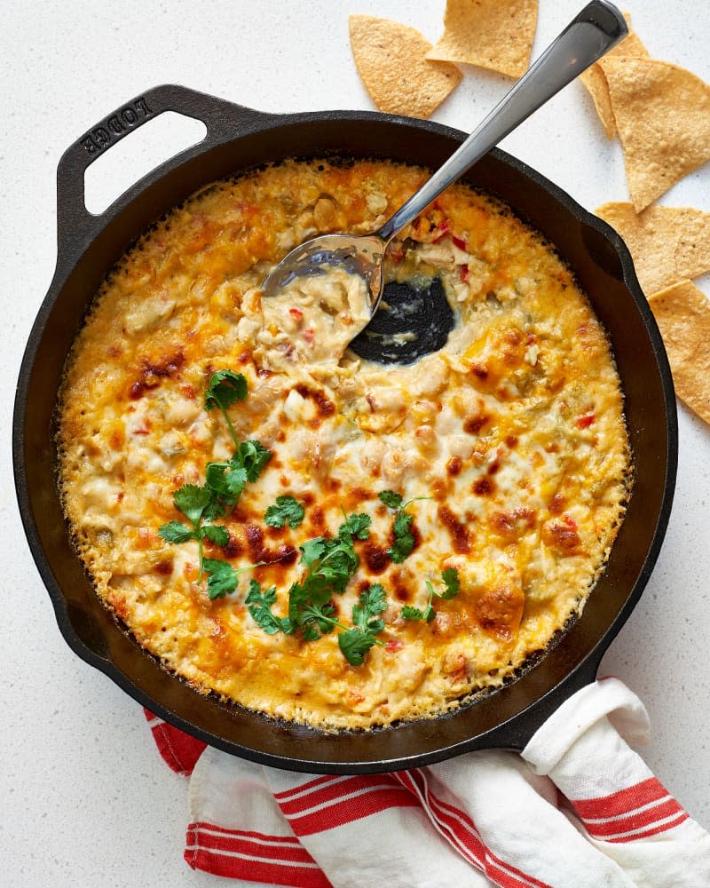 White Chicken Chili Skillet Dip 