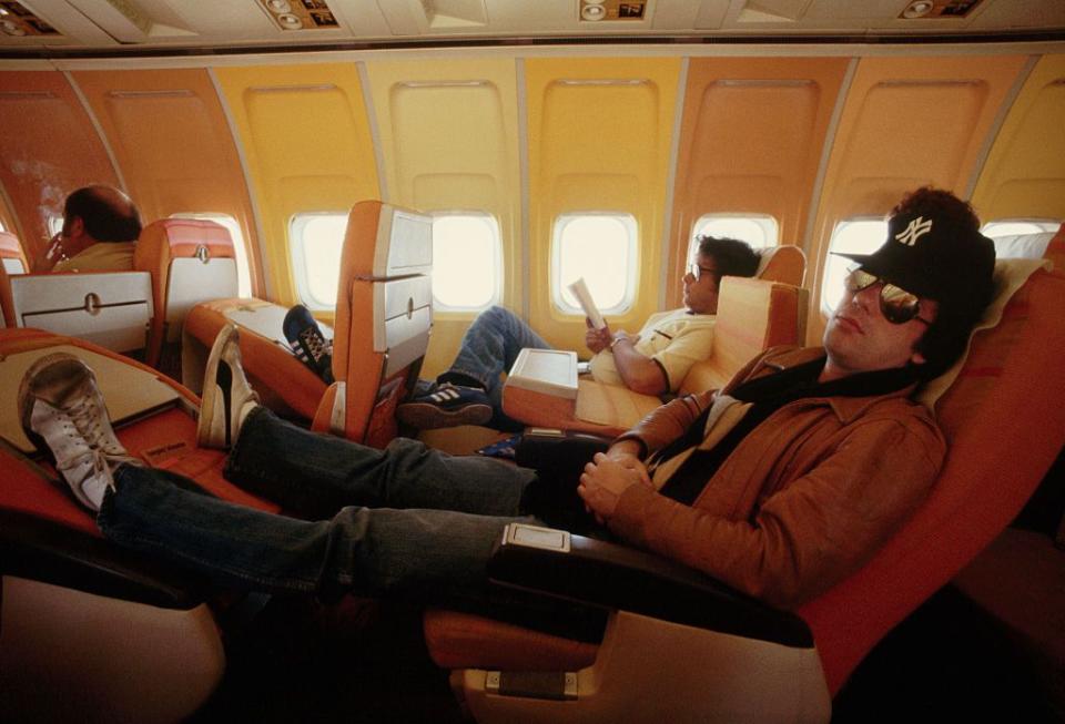 These Photos of Celebrities on Planes in the '70s Make Flying Actually Look Fun