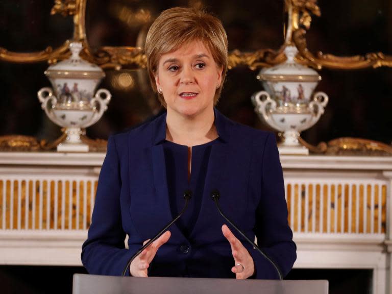 Brexit: Nicola Sturgeon says Scotland should be allowed to 'stay in EU single market' if Northern Ireland can