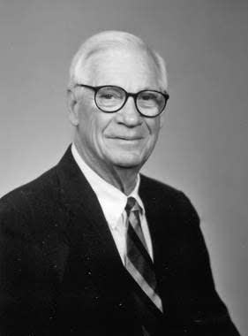 Sam D. Kennedy, late The Daily Herald publisher, president of Tennessee Press Association and posthumous inductee into the TPA Hall of Fame.