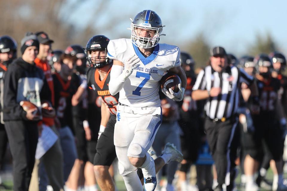 Illinois College's Collin Brunstein carries the ball during the NCAA Division III playoffs against Wartburg College in Waverly, Iowa on Nov. 18, 2023. Photo submitted by Illinois College