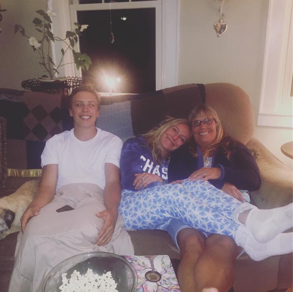 <p>Two-time gold medalist Jamie Anderson takes a break from training to relax with her mother and sister. (Instagram | @jamieanderson ) </p>