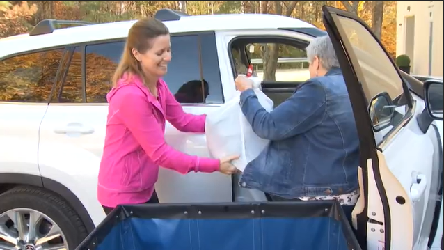 Donations being accepted at the Raleigh-based nonprofit Note in the Pocket. (Walter Dozier/CBS 17)
