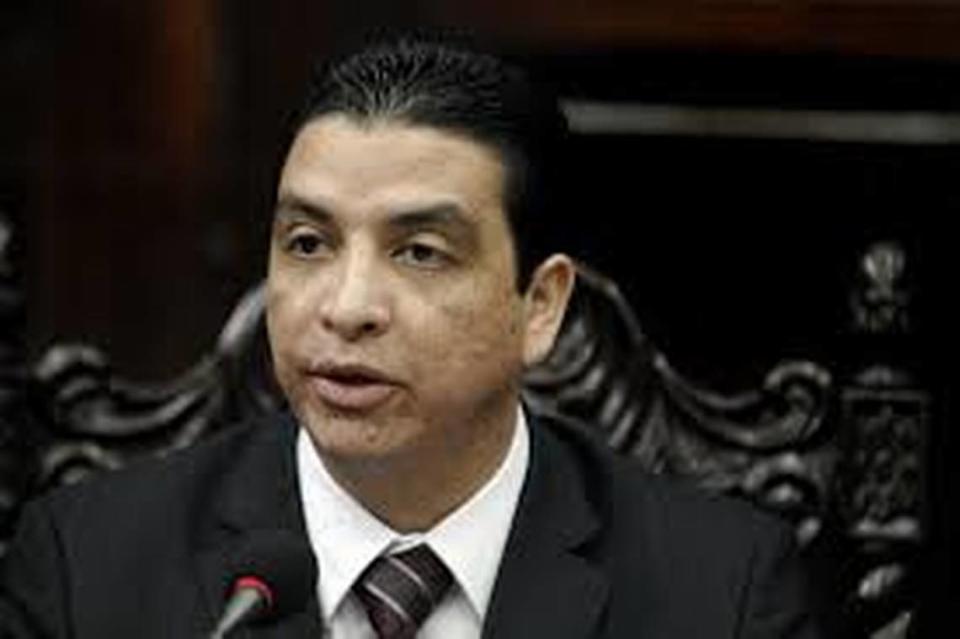 As Guatemala’s minister of mines and energy, Erick Archila Dehesa was charged with shaking down the private sector for expensive items, including a powerboat and a Jaguar. He has pulled up roots and moved to Miami, acquiring a unit in a building called ‘The Mint.’