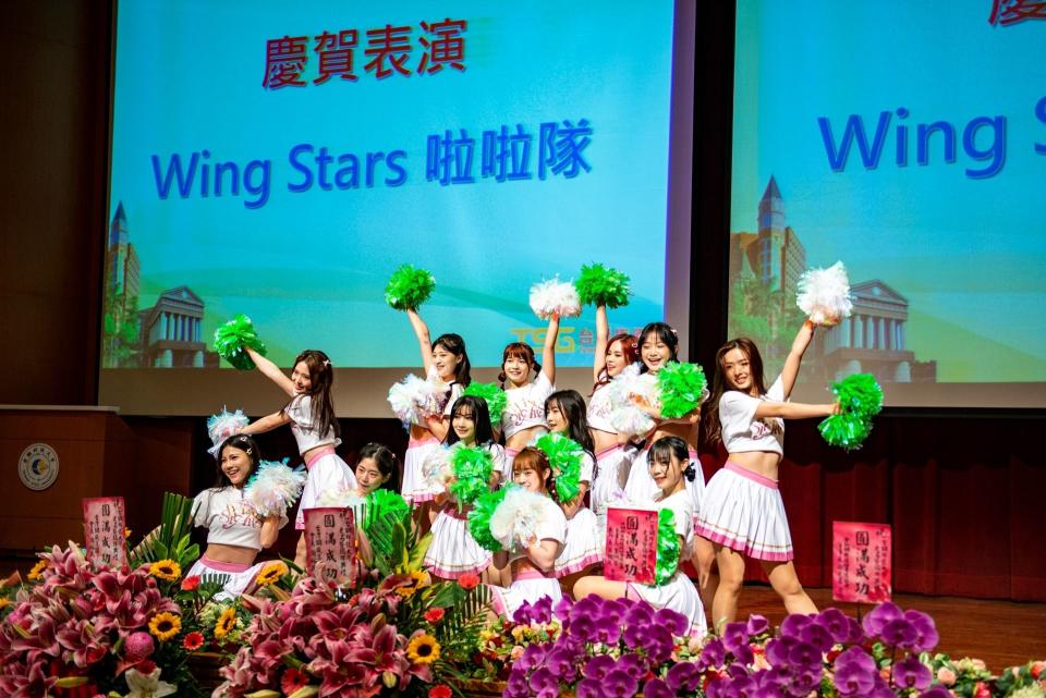 Wing Stars啦啦隊出席台鋼科大揭牌儀式。（台鋼獵鷹提供）
