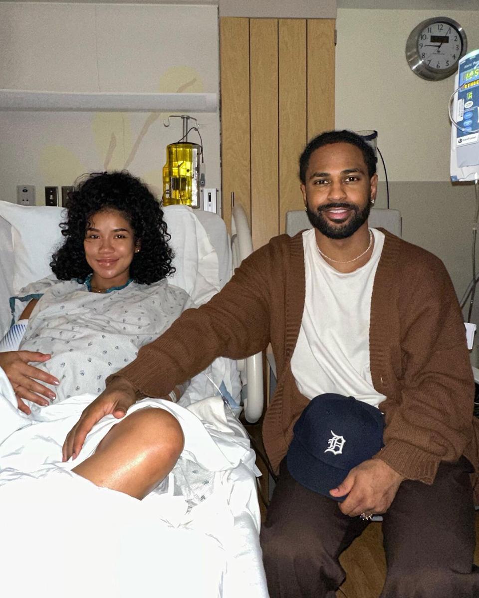 Jhené Aiko gives birth https://www.instagram.com/p/ClHlUZjSKsv/