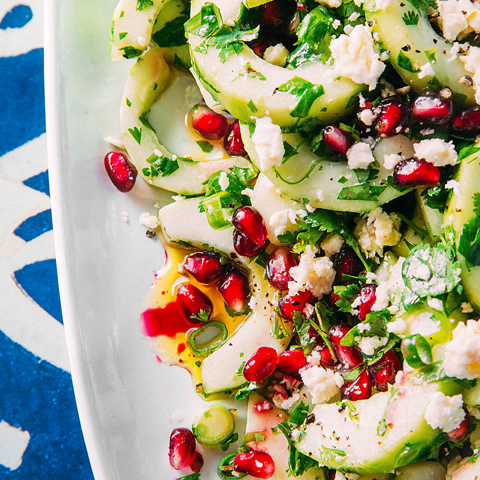 Salad-e Khiar-o Anar (Cucumber & Pomegranate Salad)