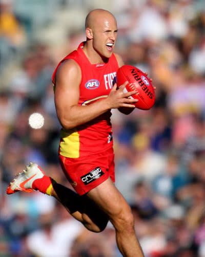 Ablett’s quest for a third Bronwlow Medal was cruelled in round 16 when a shoulder injury ruled him out for the rest of the season, but his lead may have been big enough to hold on.