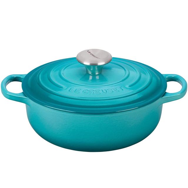 Slashed Prices on Dutch Ovens Ahead of Black Friday—These