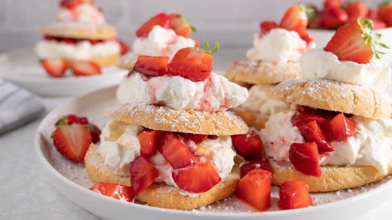 strawberry shortcakes with whipped cream