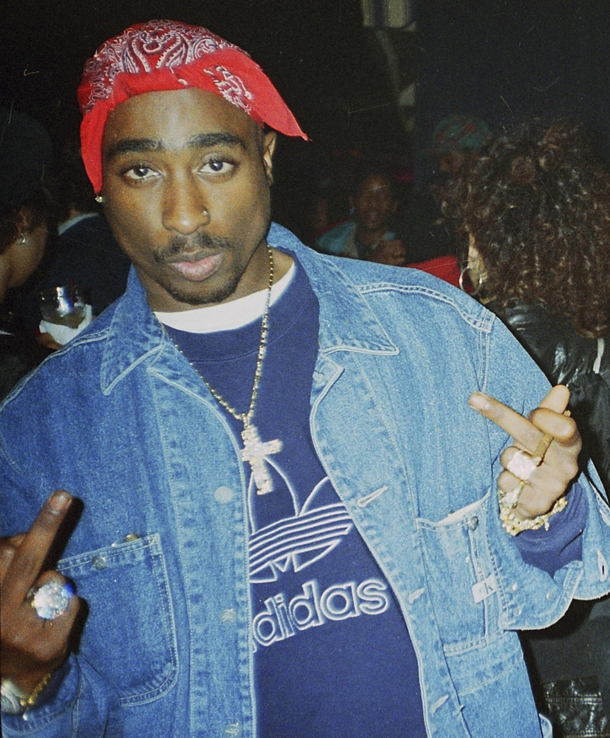 Tupac Shakur en 1993 en New York City. Credit: Walik Goshorn / MediaPunch /IPX