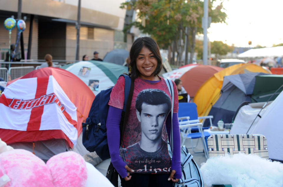 Fans Line Up For The Premiere Of "The Twilight Saga: Breaking Dawn - Part 1" At The Nokia Plaza