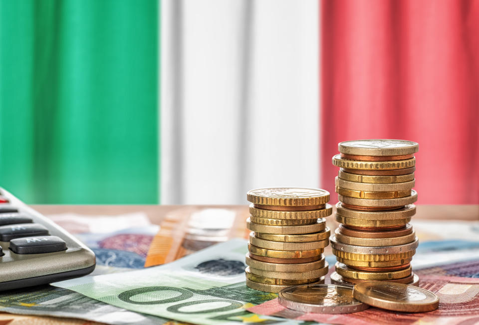 Los italianos siguen prefiriendo el dinero en metálico. Lo utilizan en el 86% de las compras que hacen. (Foto: Getty Images).