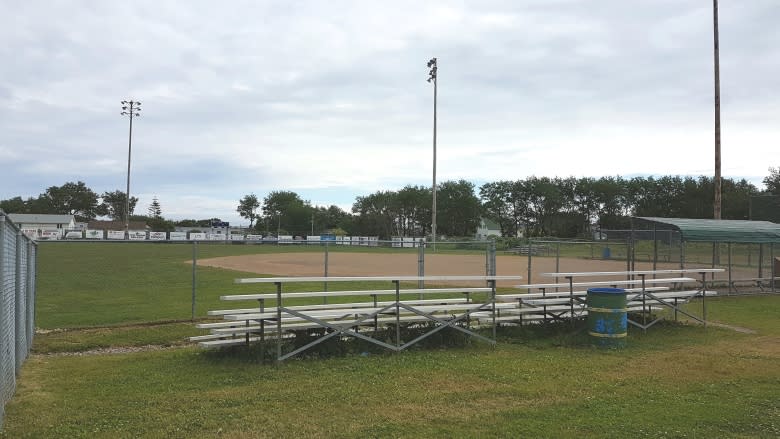 Dirt pile beside Glace Bay ball field to soon fuel hoop dreams