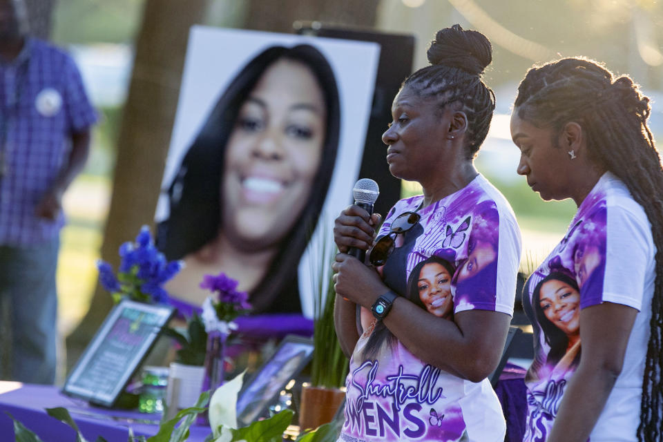 FILE - Pamela Dias, second from right, remembers her daughter, Ajike Owens, as mourners gather for a remembrance service at Immerse Church of Ocala for Owens, June 8, 2023, in Ocala, Fla. Susan Louise Lorincz, the white woman accused of firing through her door and fatally shooting Owens in front of her 9-year-old son in central Florida, was charged Monday, June 26, with manslaughter and assault. (AP Photo/Alan Youngblood, File)