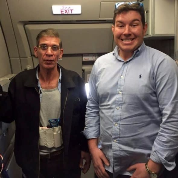 ​Briton takes selfie with Egyptair plane hijacker