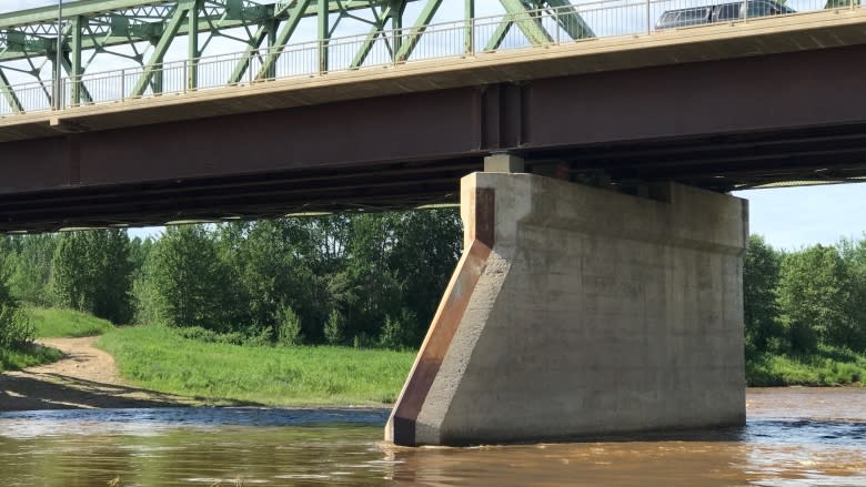 Hay River running high after ample summer rainfall