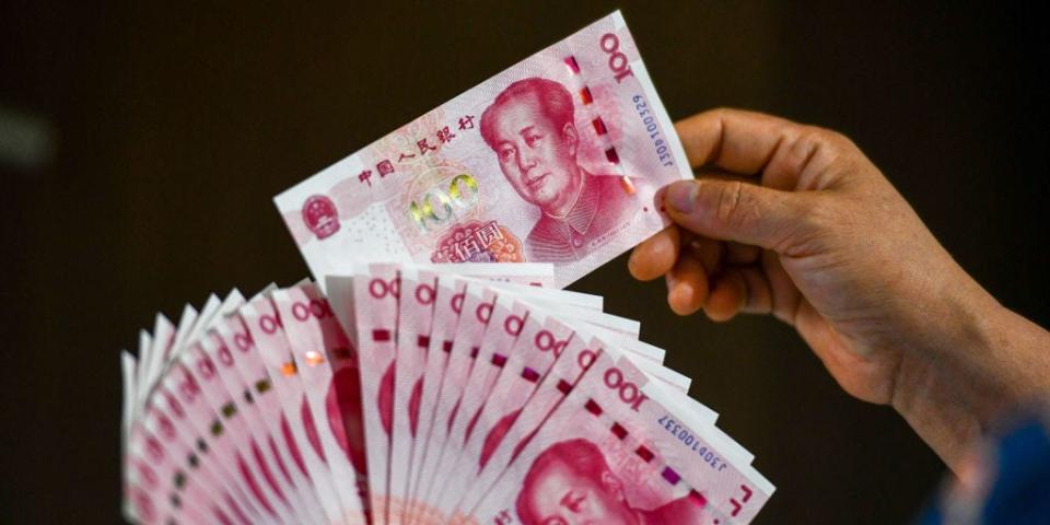 Der chinesische Yuan befindet sich auf dem niedrigsten Wert seit einem Jahr. - Copyright: SOPA Images/Getty Images