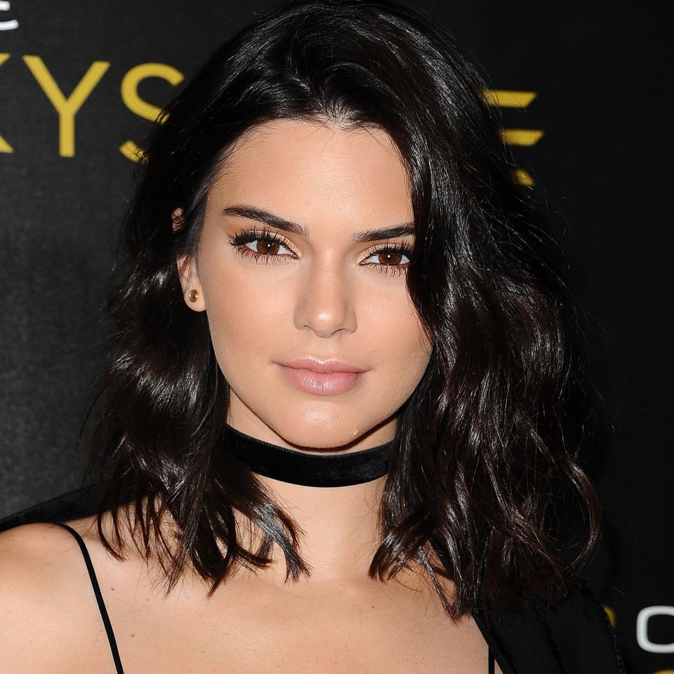 Kendall Jenner Posts Nude Photoshoot To Instagram 9839