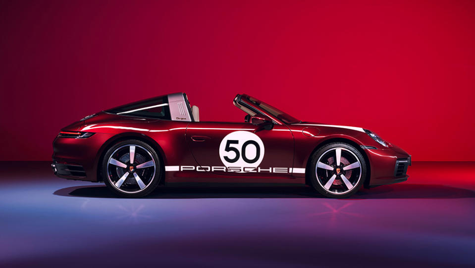 2021 Porsche 911 Targa 4S Heritage Design Edition