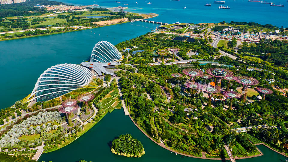 Singapore, Marina Bay, Garden By the bay, botanic garden, Supertree Grove and Cloud Forest.