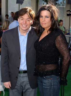 Mike Myers and Robin Ruzan at the L.A. premiere of Dreamworks' Shrek 2