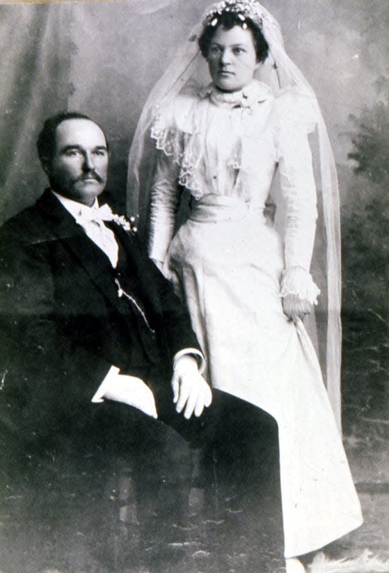 George C and Lottie Hunt Wolffarth.