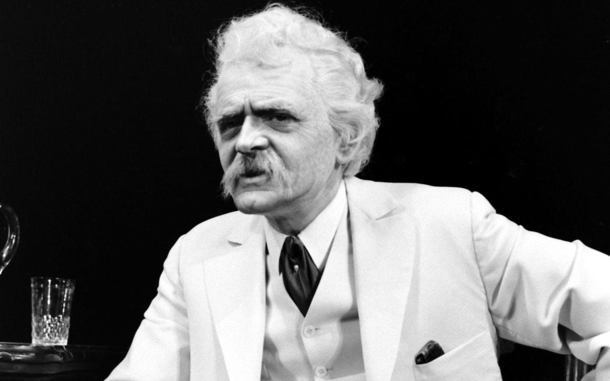 Holbrook portraying Mark Twain in Connecticut, August 1959 - Robert W Kelley/The LIFE Picture Collection via Getty Images